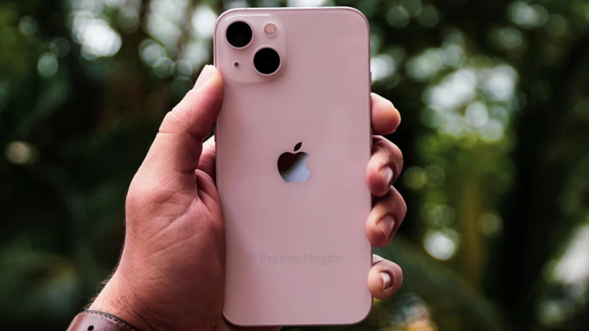 iPhone 13