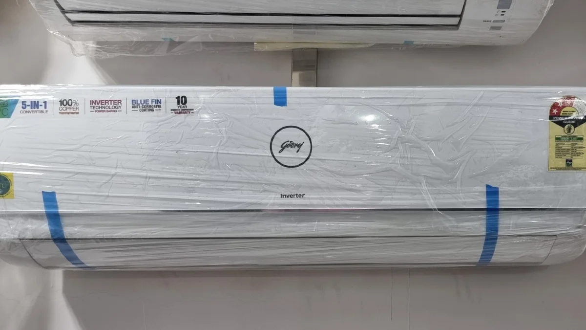 Voltas 1.5 Ton 3 Star Inverter AC