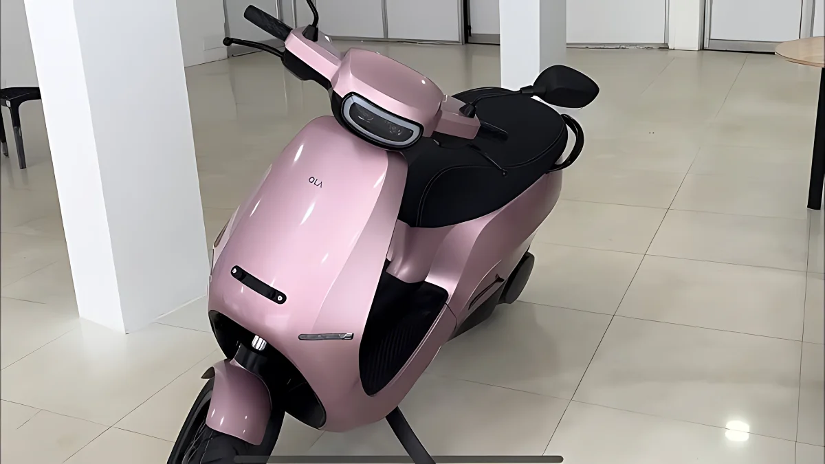 Ola Femina E-Scooter Pink Color